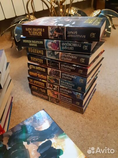 Книги фантастика