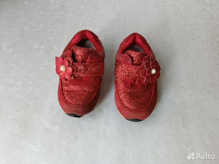 Кроссовки 22 размер для девочки
