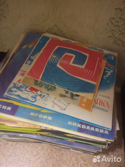 Разные виниловые пластинки