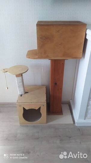 Домик для кошки с когтеточкой бу