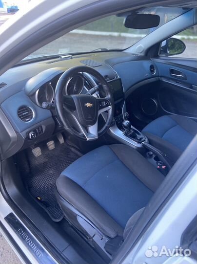 Chevrolet Cruze 1.8 МТ, 2013, 265 000 км