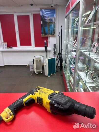 Перфоратор Dewalt 1