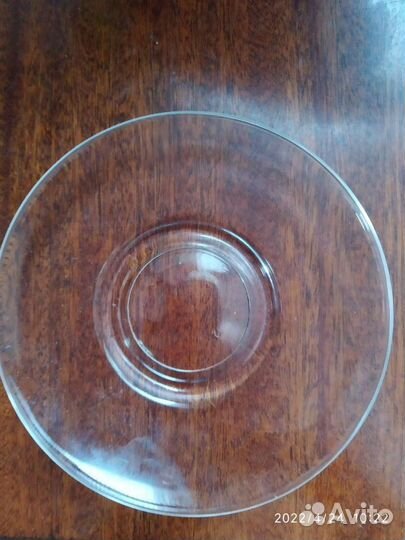 Тарелка и чайные пары