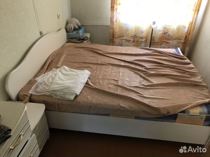 Спальный гарнитур