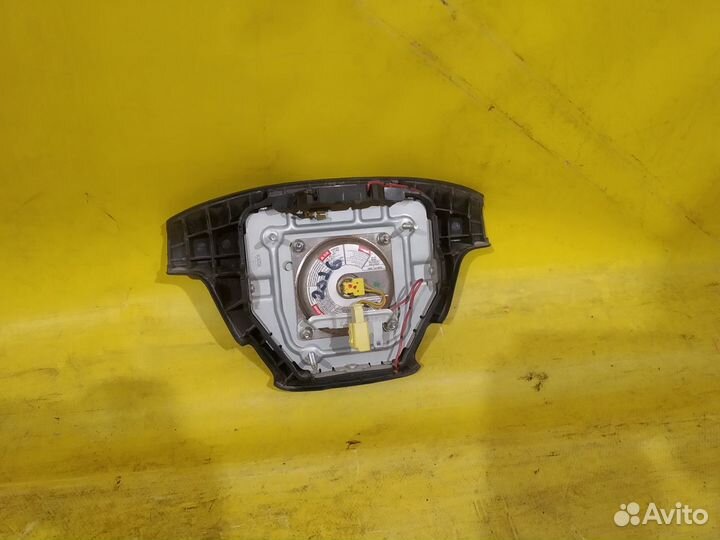 Подушка безопасности в руль Mitsubishi Lancer 9