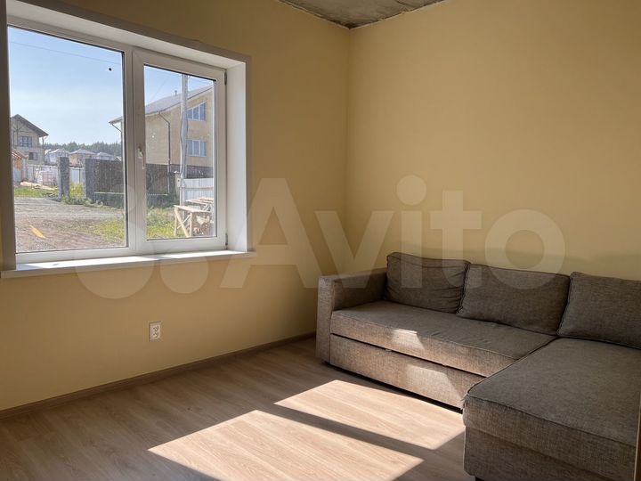 Дом 198,3 м² на участке 11,5 сот.