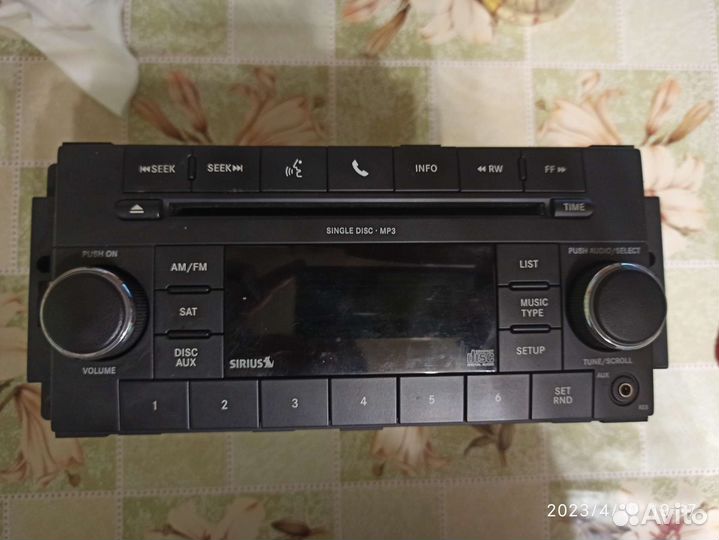Магнитола штатная Dodge Grand Caravan 2010