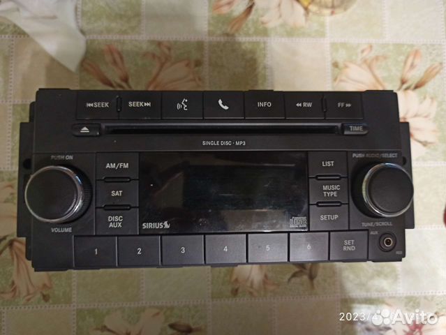 Магнитола штатная Dodge Grand Caravan 2010