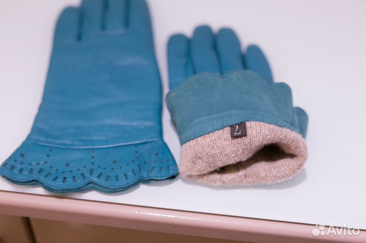 Кожаные женские перчатки бирюзовые 7