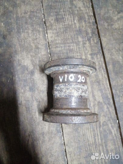 Каток опорный