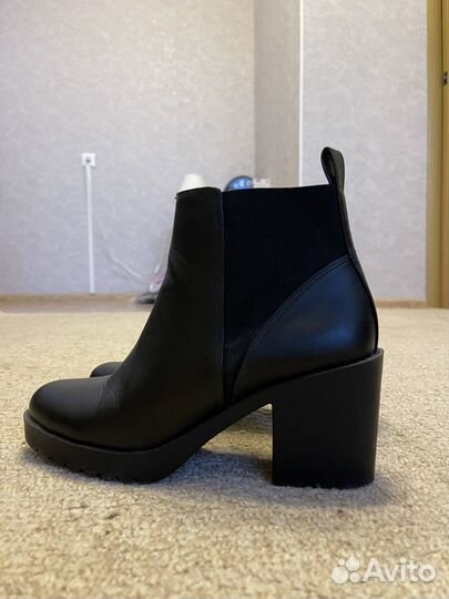 Ботинки демисезонные женские