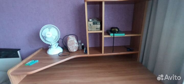 Компьютерный стол и стул