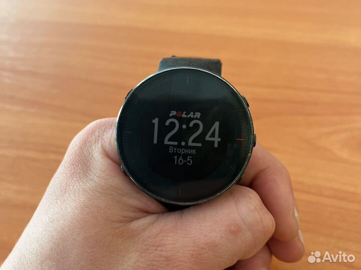 Часы polar vantage m
