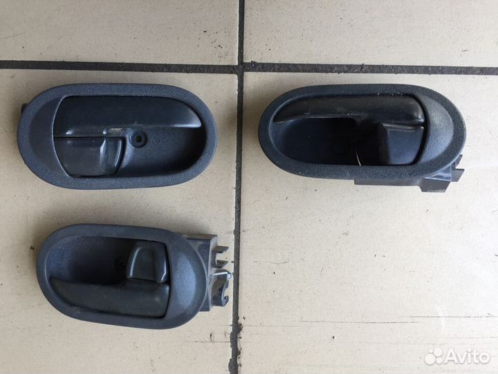 Ручка открывания двери Mitsubishi Colt Z30