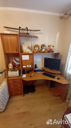 Компьютерный стол