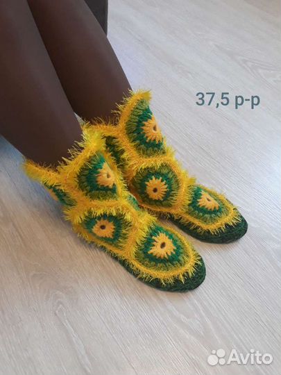 Носки. Тапочки