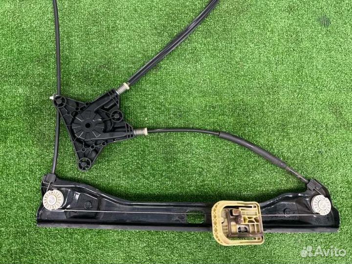 Стеклоподъемник механизм Skoda Rapid 1.6 cwva 2016