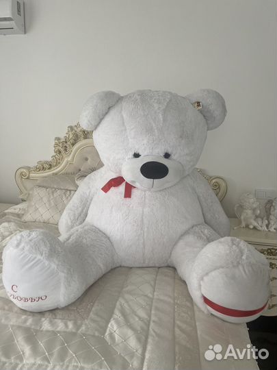 Плюшевый медведь