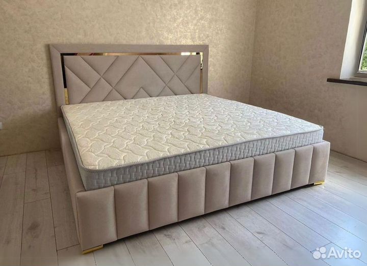 Кровать с подъёмным механизмом