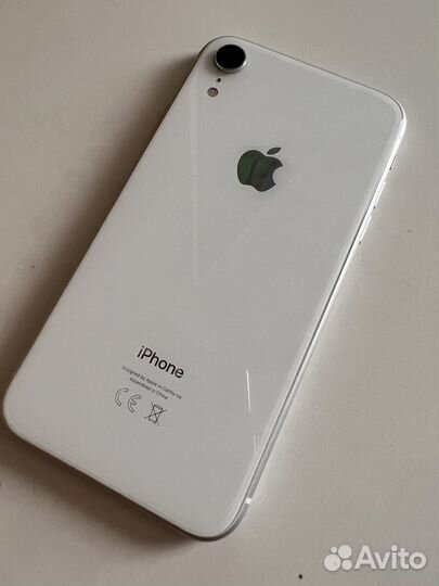 Телефон iPhone xr