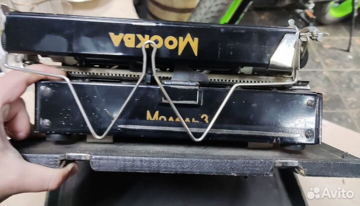 Раритетная печатная машинка Москва модель 3