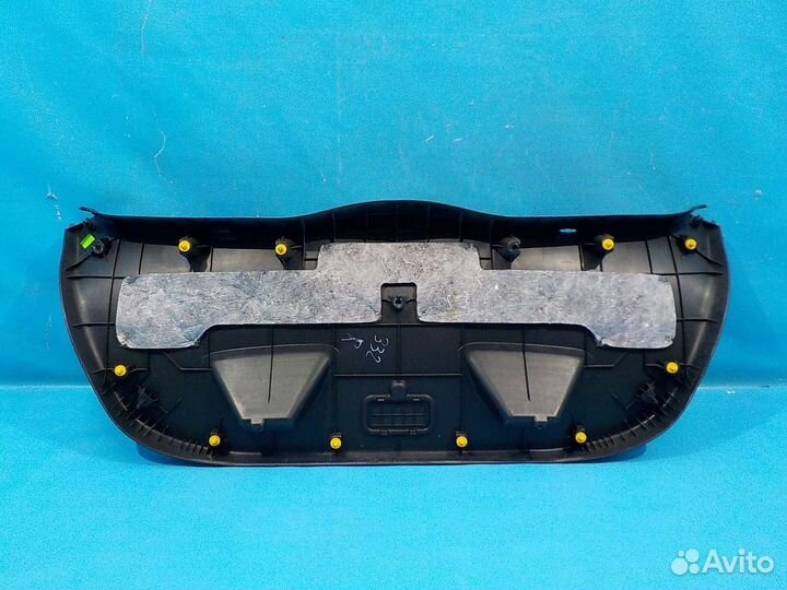 Обшивка двери багажника KIA Ceed (ED) 2007-2012