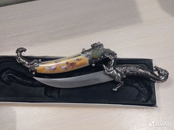 Подарочный нож