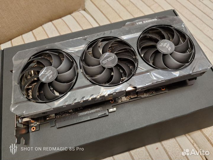 Видеокарта RTX 3080 tuf gaming 10gb