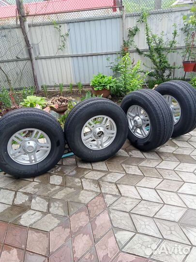 Bridgestone Ecopia EP850 275/70 R16