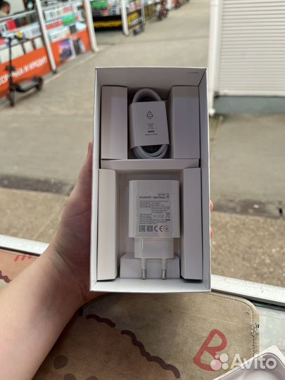 HUAWEI nova 10 Pro, 8/256 ГБ