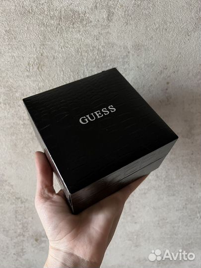 Guess Наручные часы женские