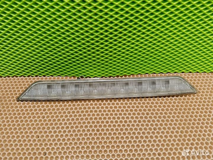 Стоп сигнал крышки багажника nissan x trail t31