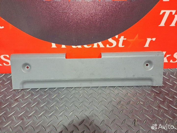 Накладка спальника Mercedes-Benz Axor, камаз 5490