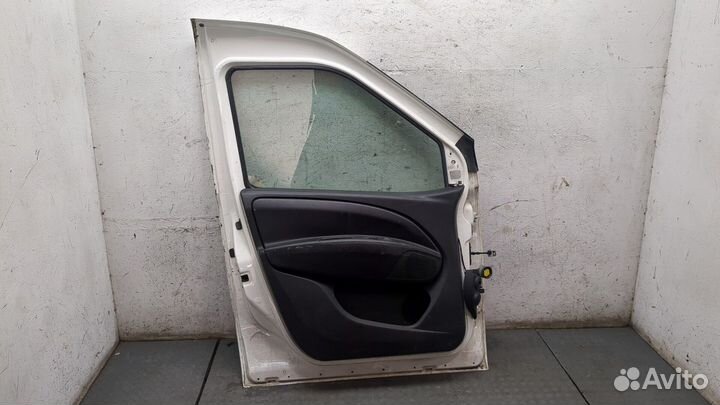 Дверь левая передняя Opel Combo