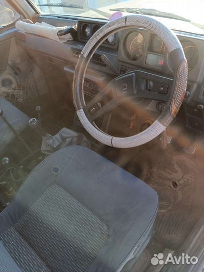 Mitsubishi Pajero 2.5 МТ, 1987, 100 000 км