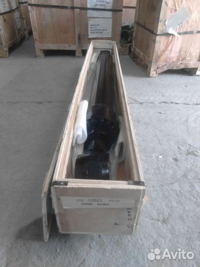 Гидроцилиндр ковша CAT 324DL 242-6855