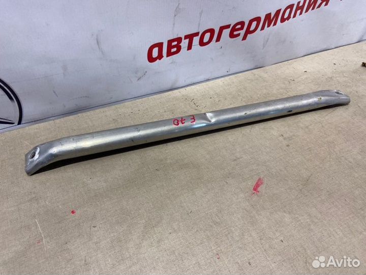 Распорка Bmw X5 E70 N52B30AF 2007