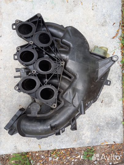 Впускной коллекторна лексус is 250