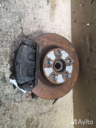 Ступица передняя Subaru Forester SF5 EJ205