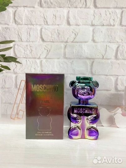 Toy 2 Pearl Moschino