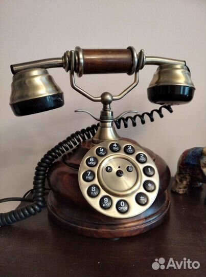 Стационарные телефоны под ретро раб для интерьера