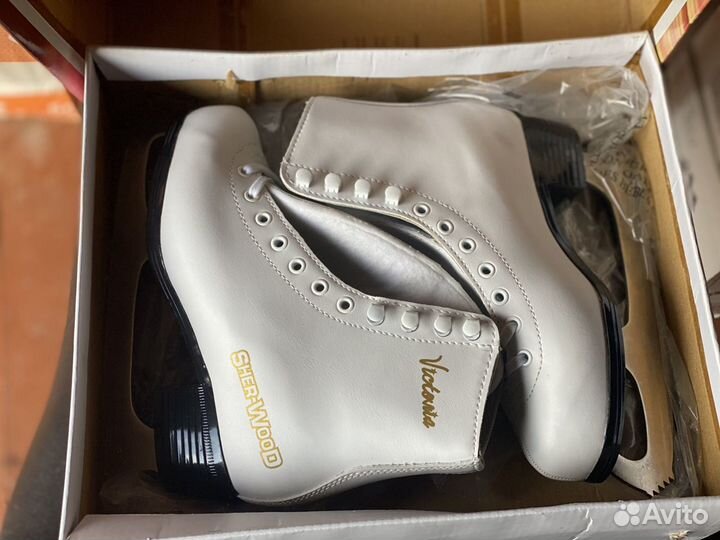 Коньки для фигурного катания