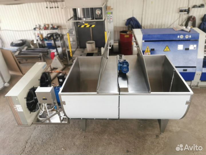 Охладитель молока 200л открытый танк молочный