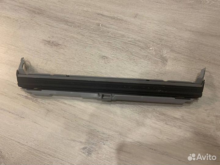 Нижний уплотнитель посудомоечной Bosch 706381
