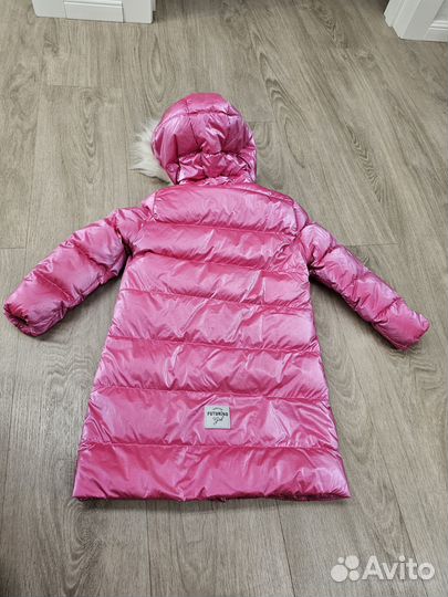 Куртка зимняя тёплая на девочку размер 104 -110
