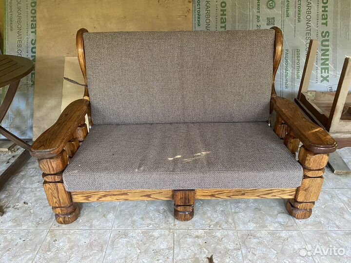 Садовый диаан, дуб