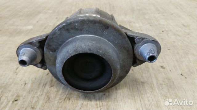 Подушка крепления двигателя Mercedes-Benz A2182400