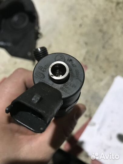 Форсунка дизельная электрическая Hyundai Santa Fe