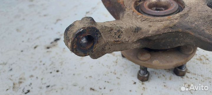 Кулак поворотный в сборе Ford Focus 2 Форд Фокус 2