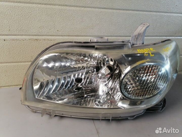 Фара левая Toyota Porte NNP10 1nzfe 2002